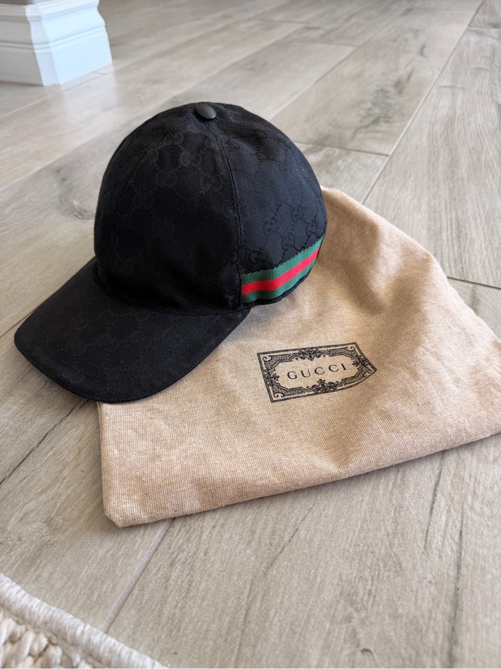 Gucci Black Cap with Signature Green-Red Web Stripe